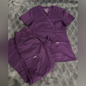 Cherokee Women’s XS Scrub Set